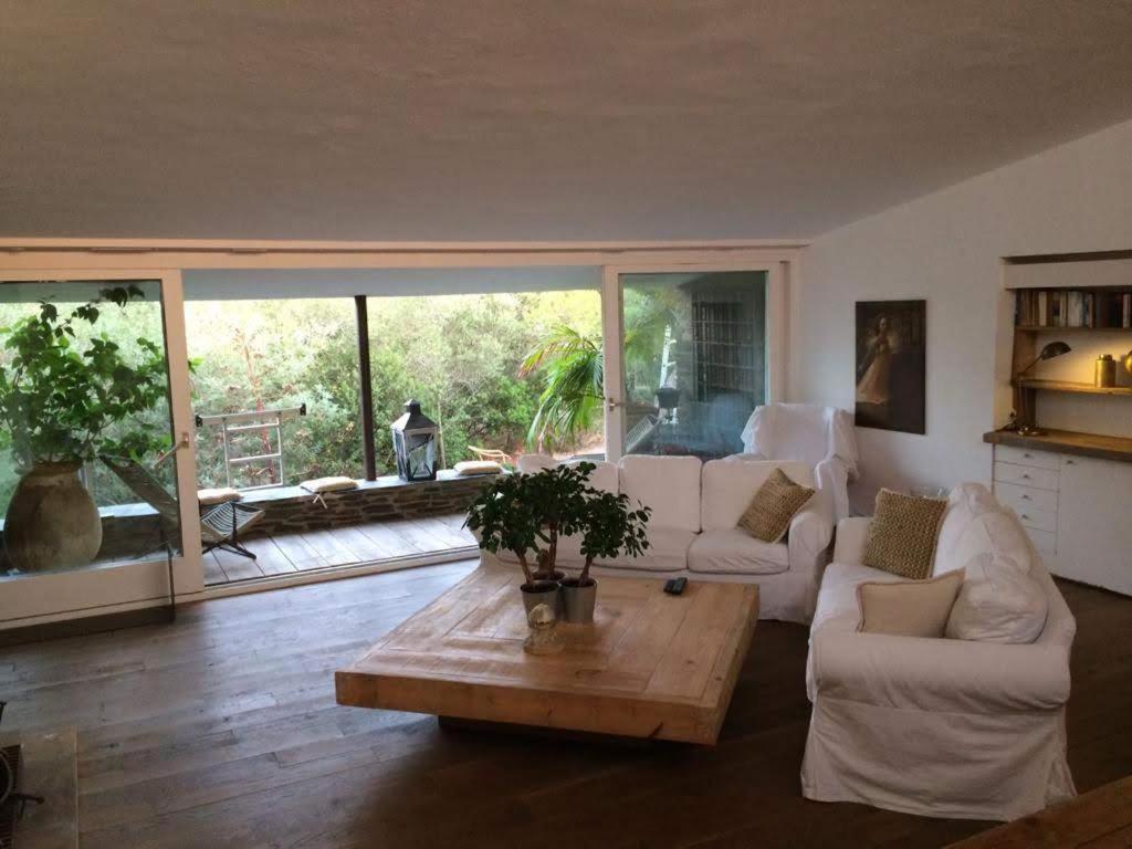 Isla Privada En Cadaques De Ensueno Con 11 Habitaciones Dobles Con Bano Privado Y Piscina Eksteriør billede