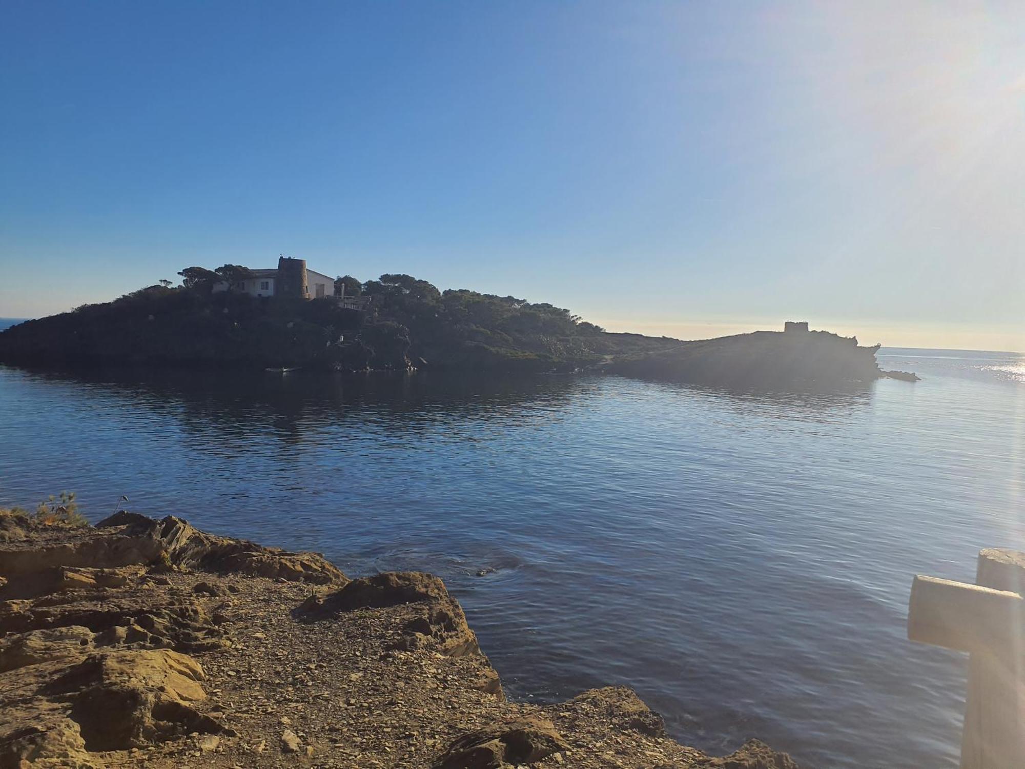 Isla Privada En Cadaques De Ensueno Con 11 Habitaciones Dobles Con Bano Privado Y Piscina Eksteriør billede