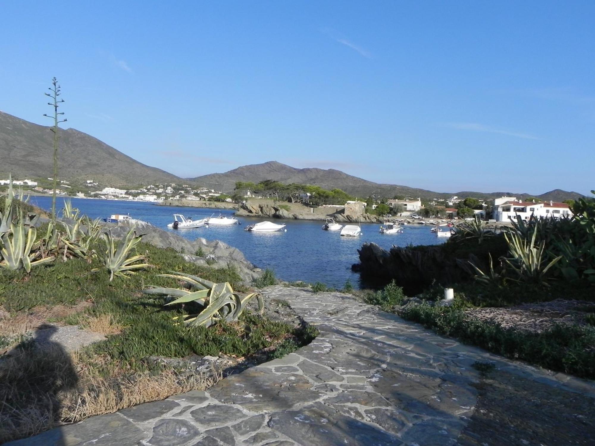 Isla Privada En Cadaques De Ensueno Con 11 Habitaciones Dobles Con Bano Privado Y Piscina Eksteriør billede