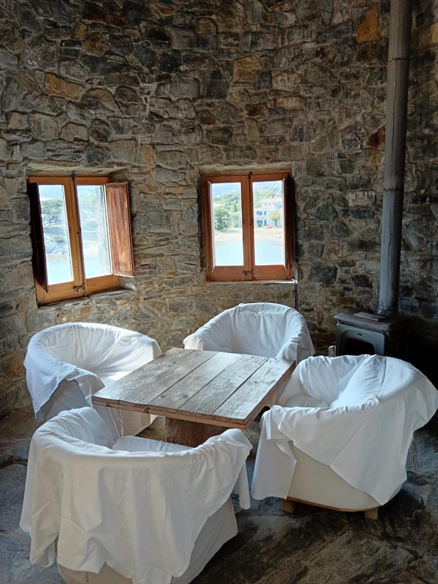 Isla Privada En Cadaques De Ensueno Con 11 Habitaciones Dobles Con Bano Privado Y Piscina Eksteriør billede