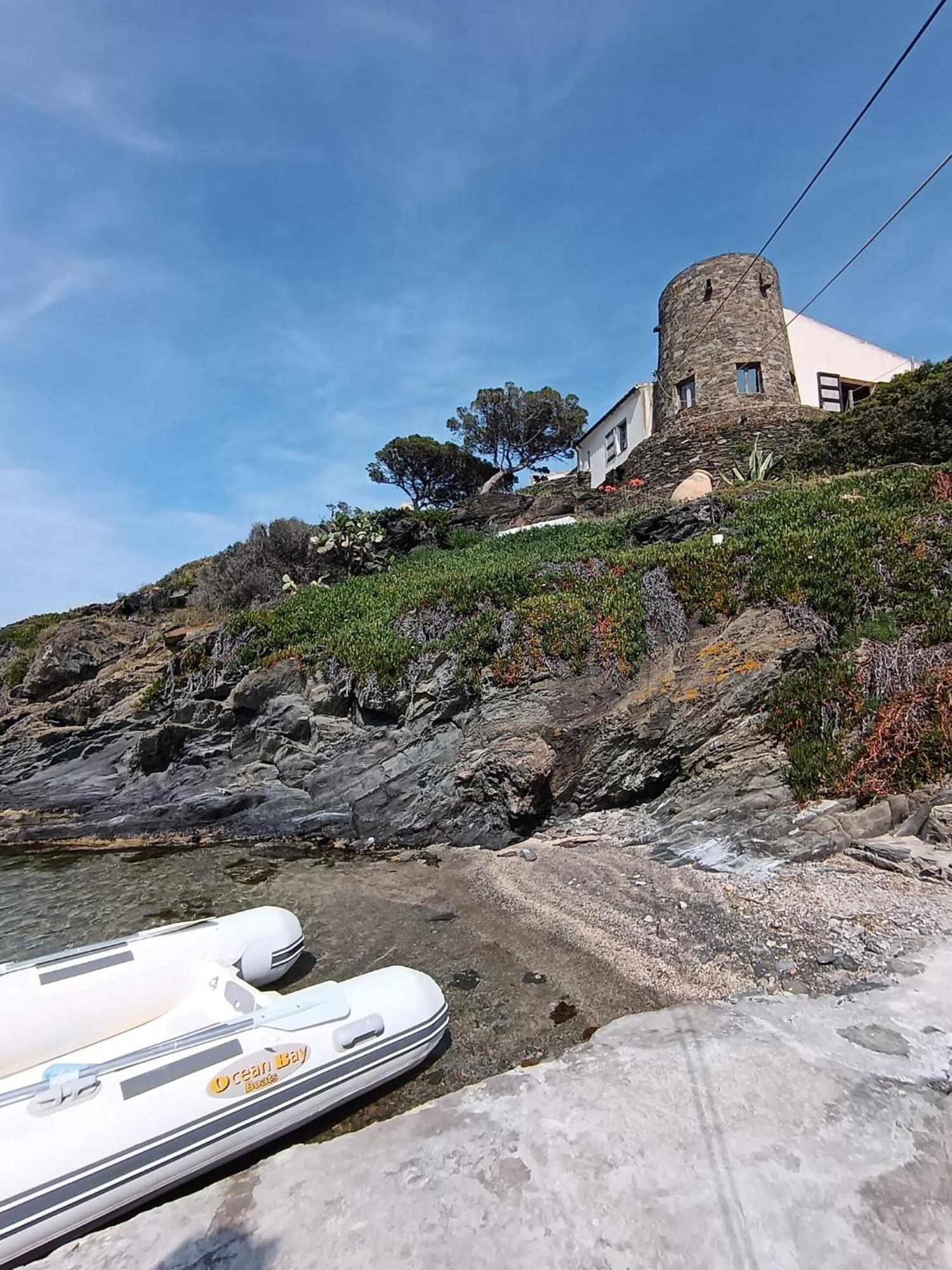 Isla Privada En Cadaques De Ensueno Con 11 Habitaciones Dobles Con Bano Privado Y Piscina Eksteriør billede