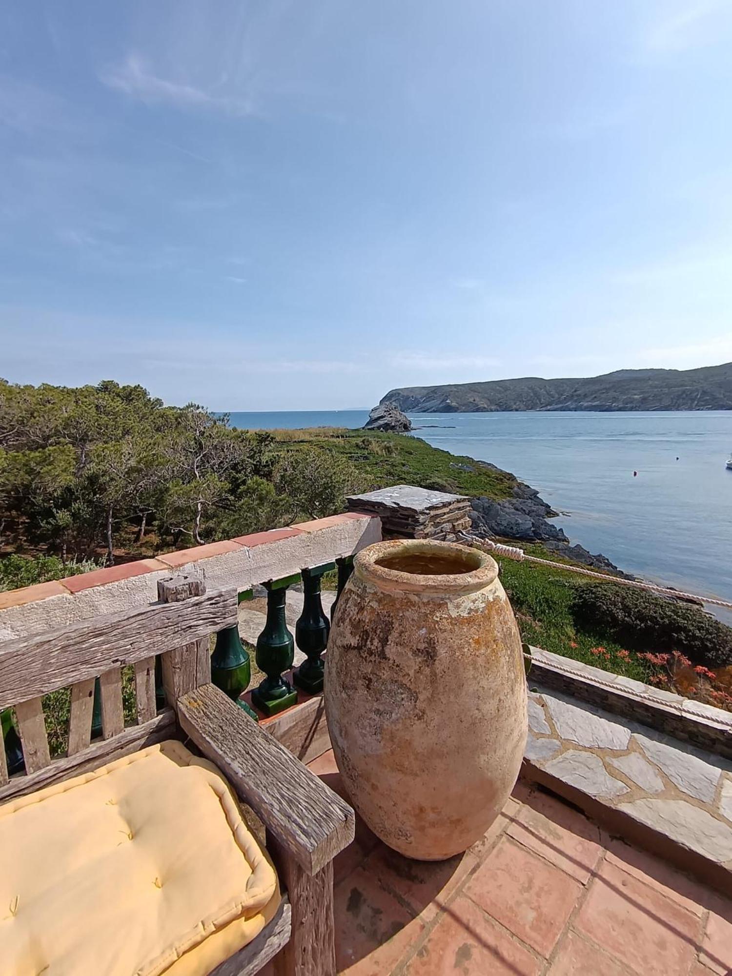 Isla Privada En Cadaques De Ensueno Con 11 Habitaciones Dobles Con Bano Privado Y Piscina Eksteriør billede