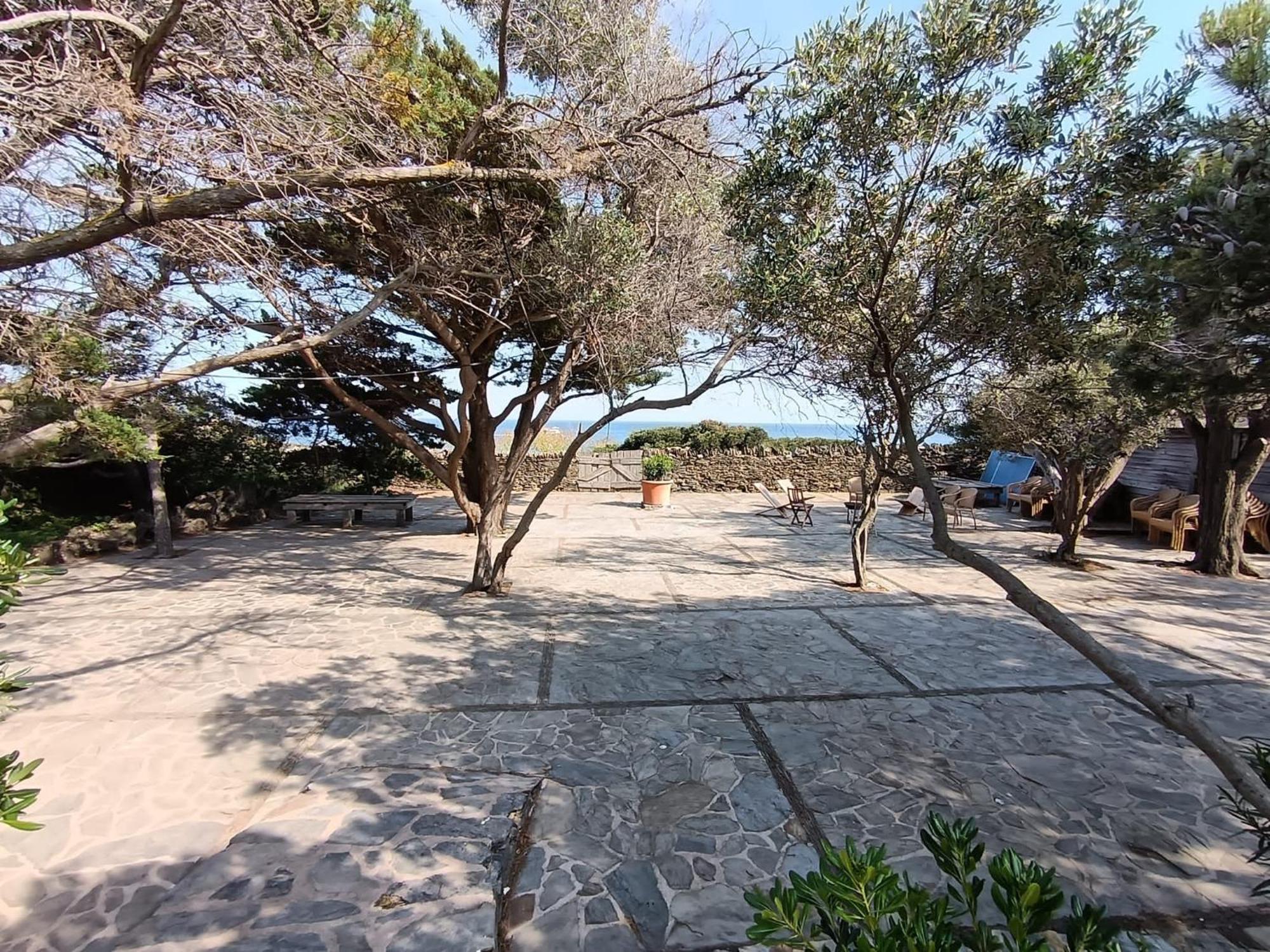 Isla Privada En Cadaques De Ensueno Con 11 Habitaciones Dobles Con Bano Privado Y Piscina Eksteriør billede